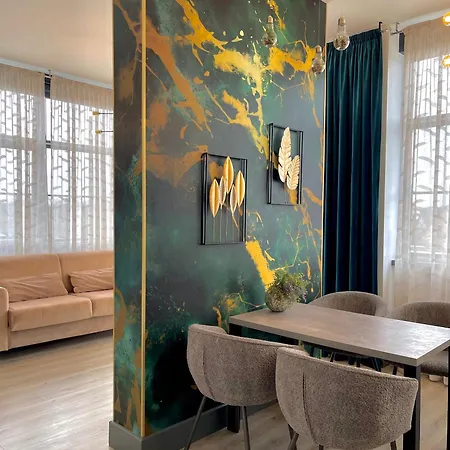 Apartment Emeraude *
